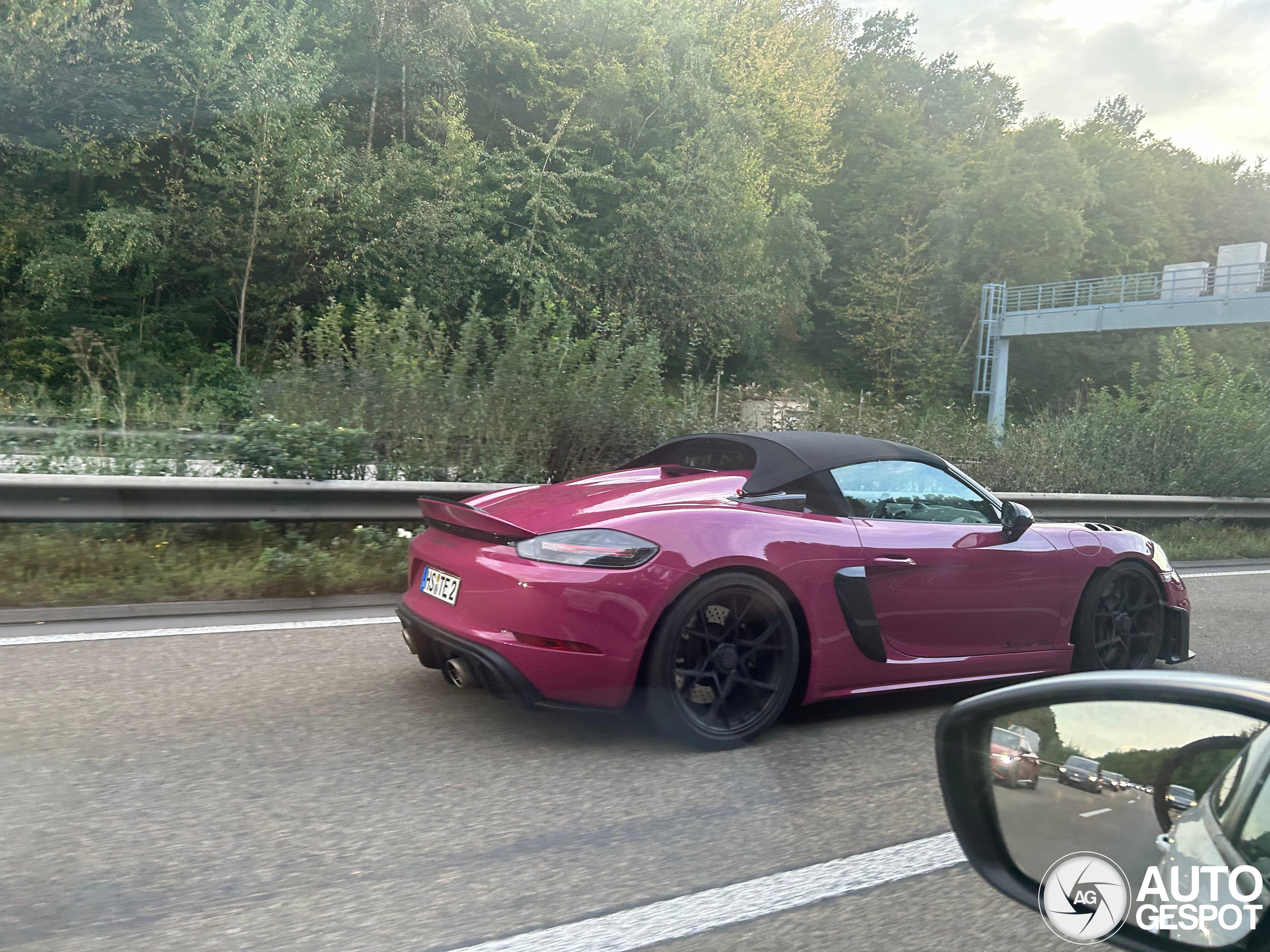 Porsche 718 Spyder RS Weissach Package