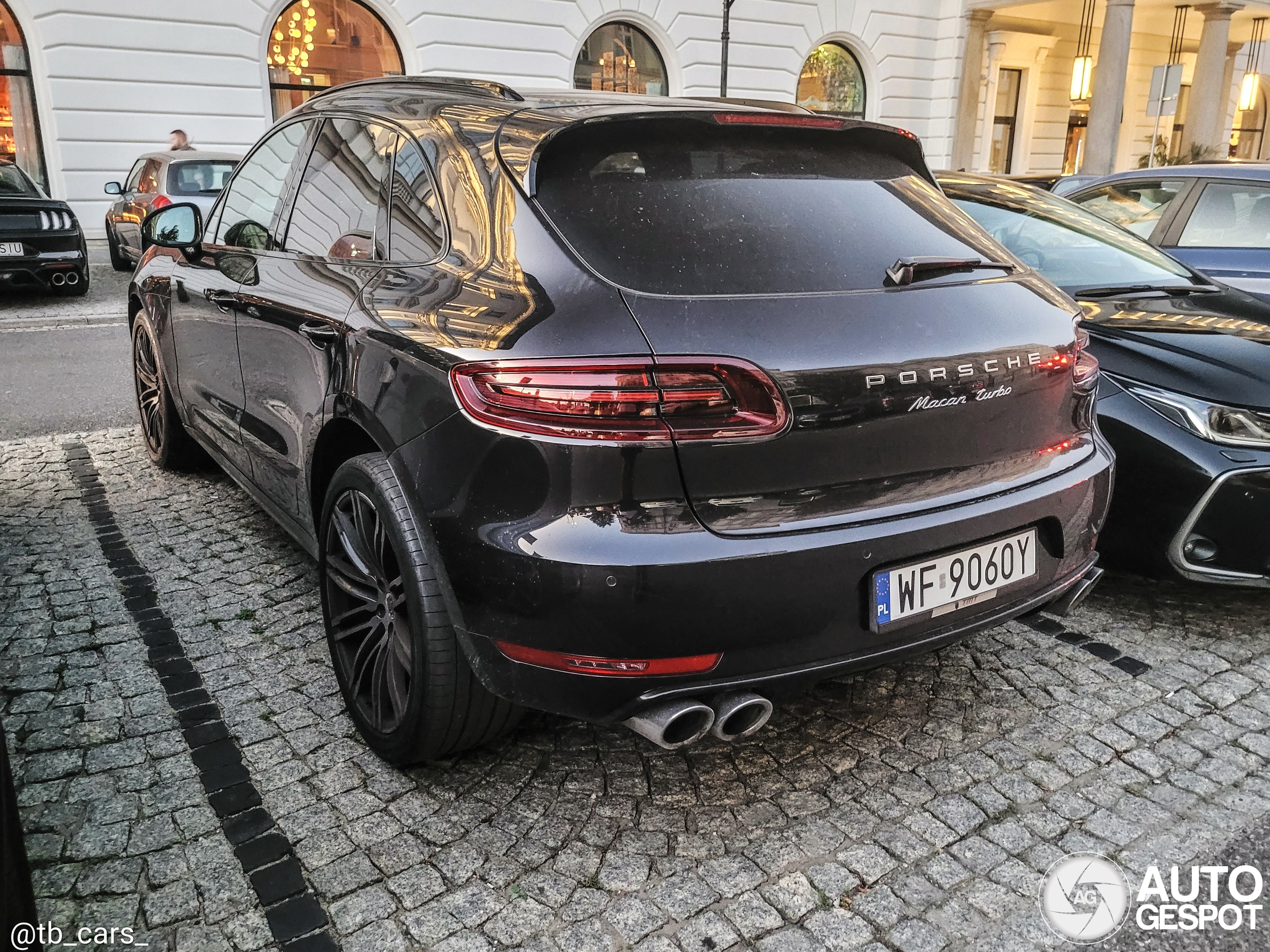 Porsche 95B Macan Turbo