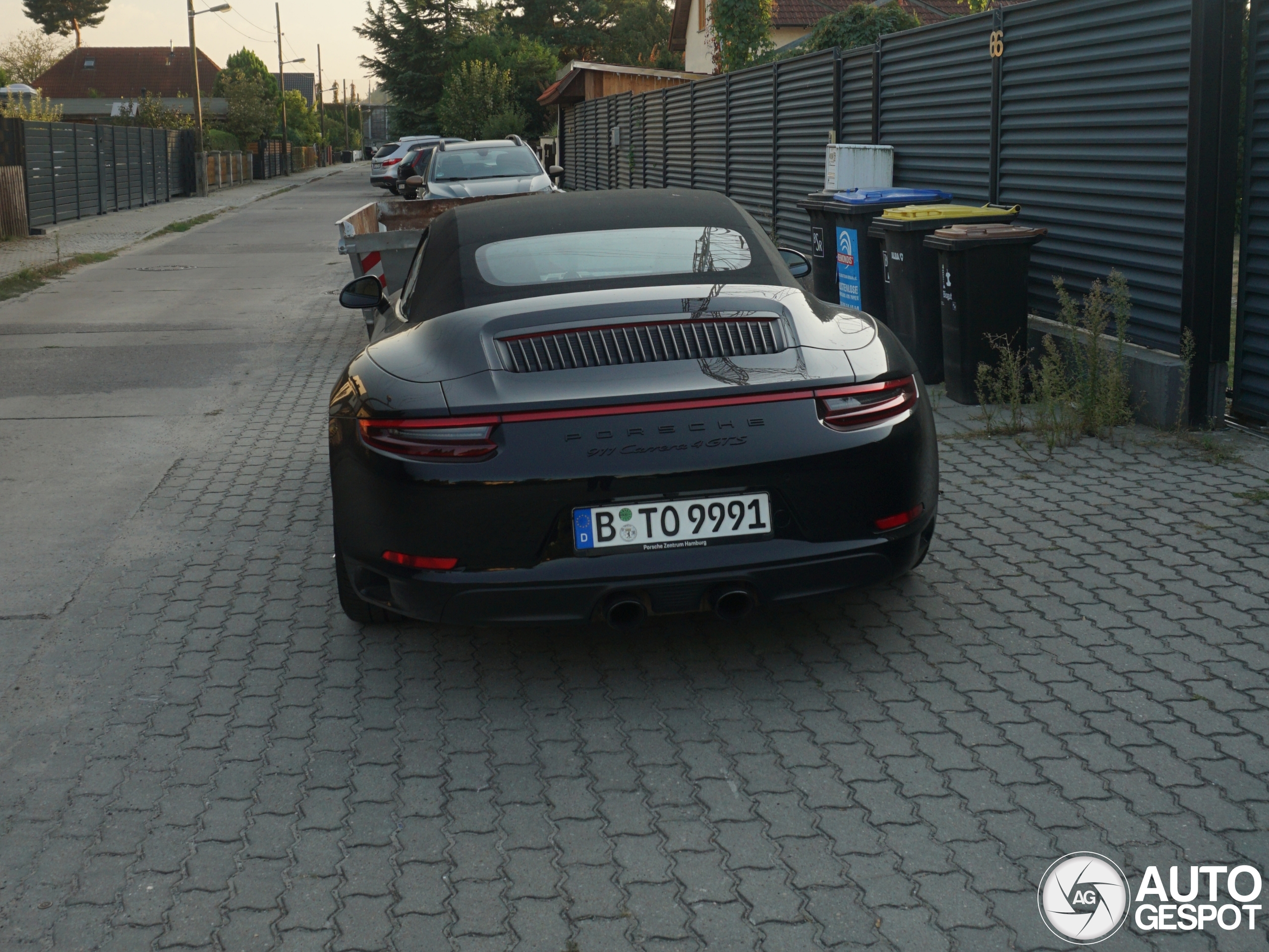 Porsche 991 Carrera 4 GTS Cabriolet MkII