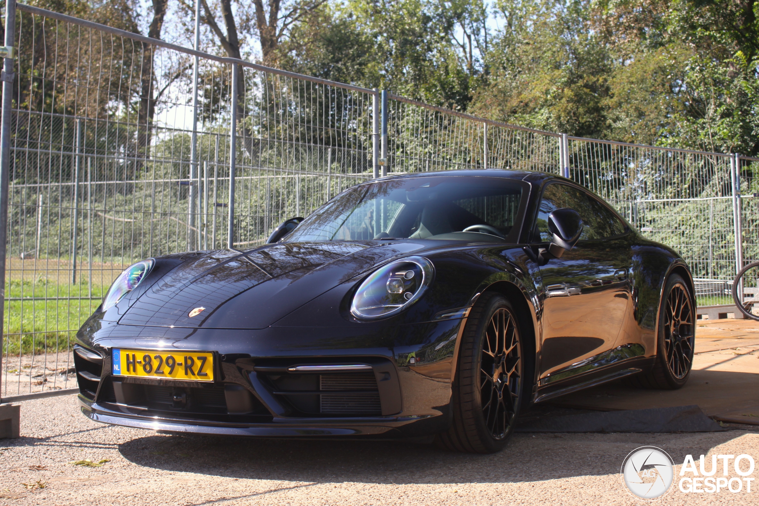 Porsche 992 Carrera 4S