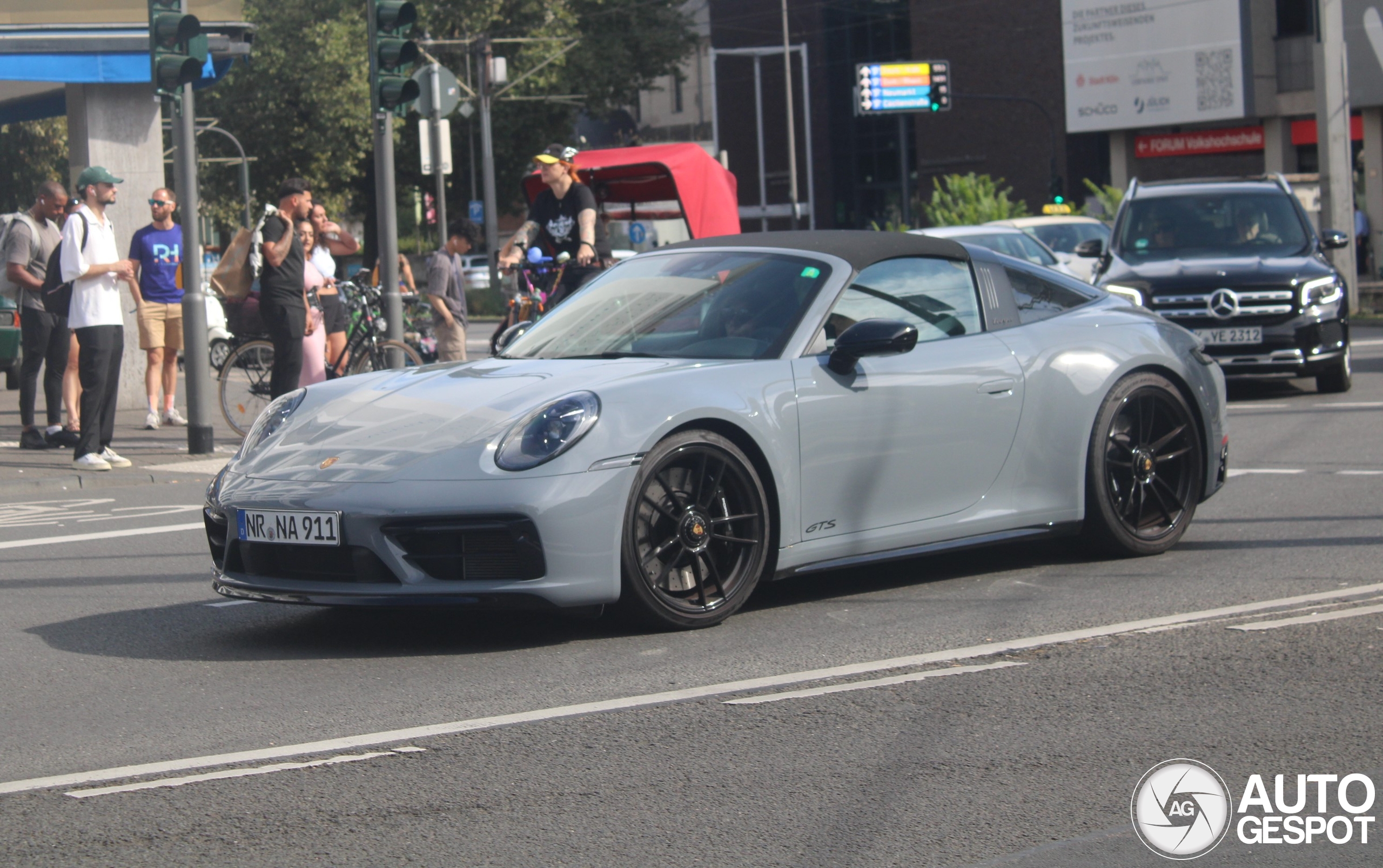 Porsche 992 Targa 4 GTS