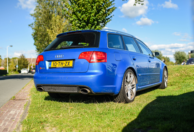 Audi RS4 Avant B7