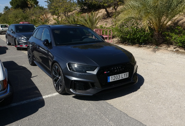 Audi RS4 Avant B9