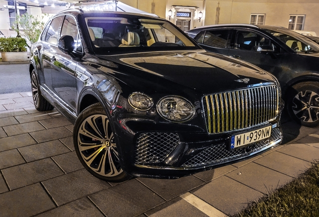 Bentley Bentayga Azure EWB