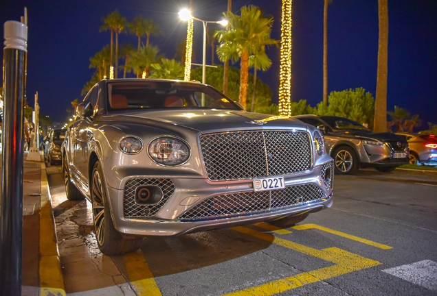 Bentley Bentayga Hybrid 2021