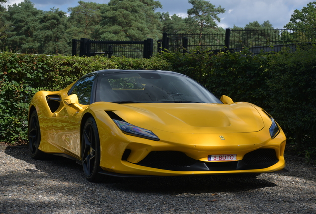 Ferrari F8 Spider