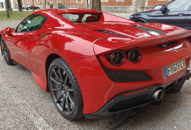 Ferrari F8 Spider