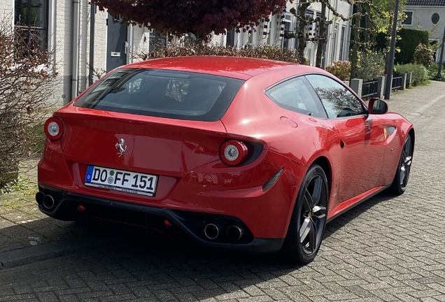 Ferrari FF