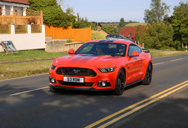 Ford Mustang GT 2015