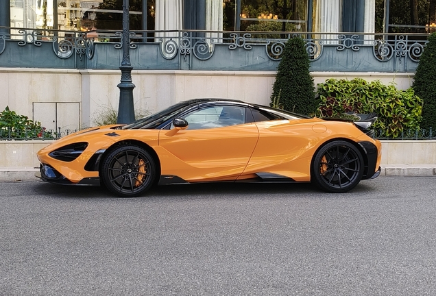 McLaren 765LT Spider