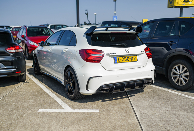 Mercedes-AMG A 45 W176 2015