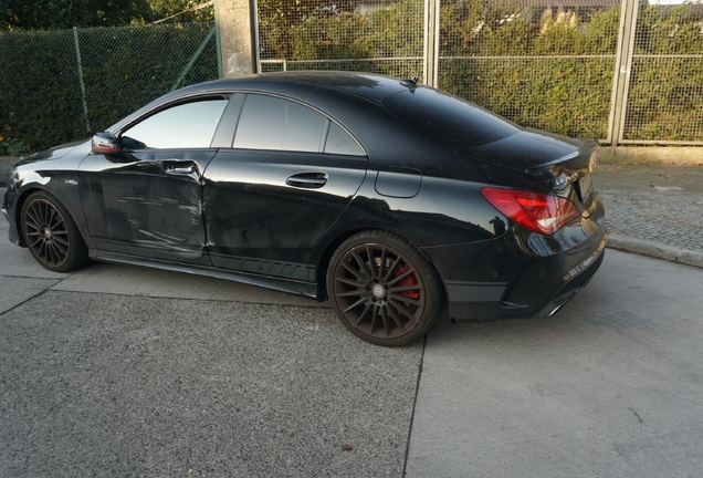 Mercedes-Benz CLA 45 AMG Edition 1 C117