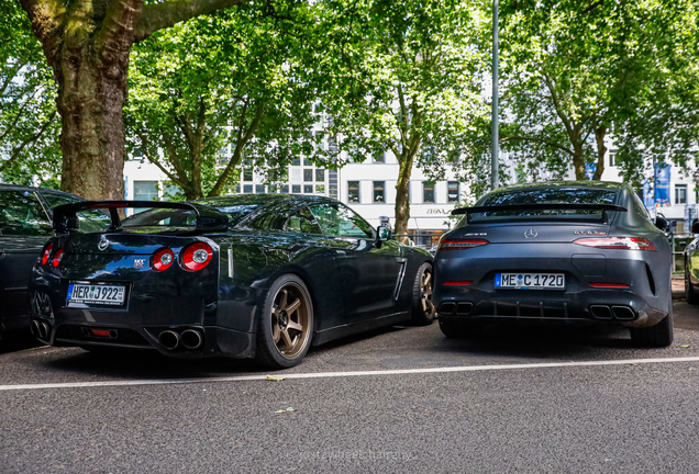 Mercedes-AMG GT 63 S E Performance X290