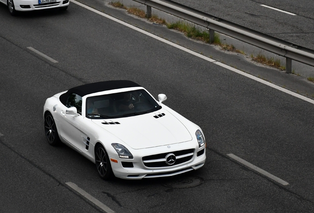 Mercedes-Benz SLS AMG Roadster