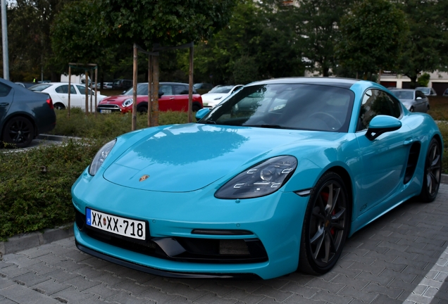 Porsche 718 Cayman GTS