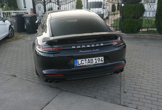 Porsche 971 Panamera Turbo