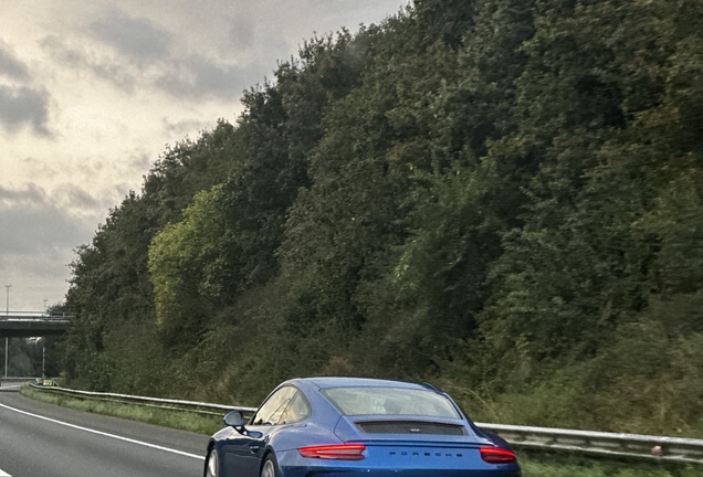 Porsche 991 GT3 Touring