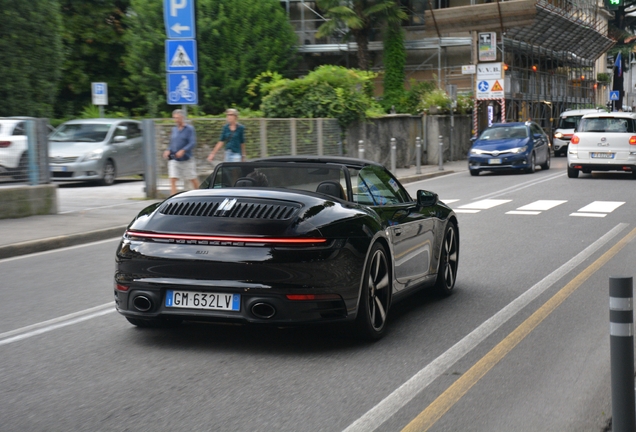 Porsche 992 Carrera 4S Cabriolet