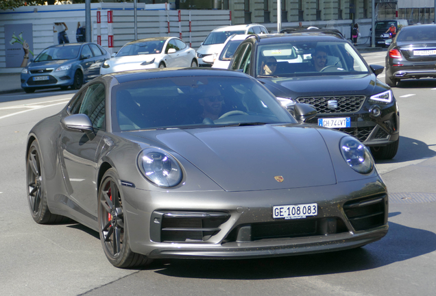 Porsche 992 Carrera GTS