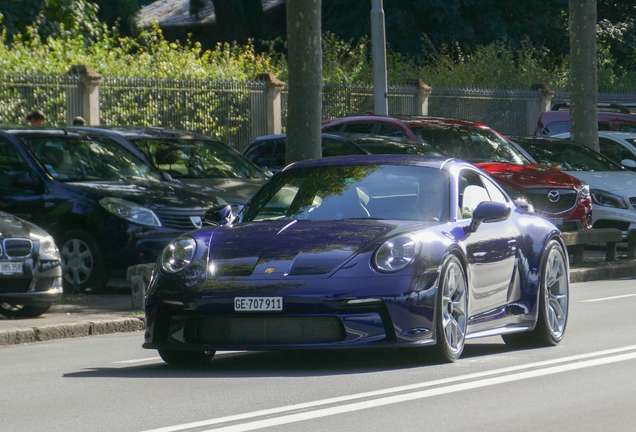 Porsche 992 GT3 Touring