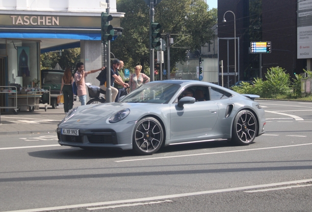 Porsche 992 Turbo