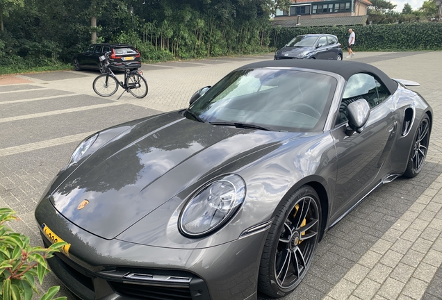 Porsche 992 Turbo S Cabriolet