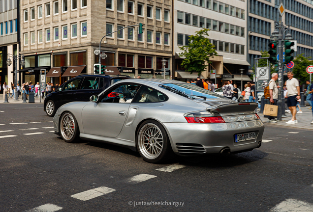 Porsche 996 Turbo