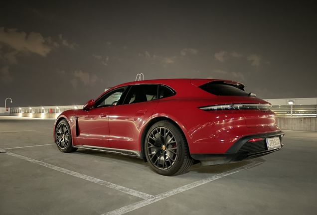 Porsche Taycan GTS Sport Turismo