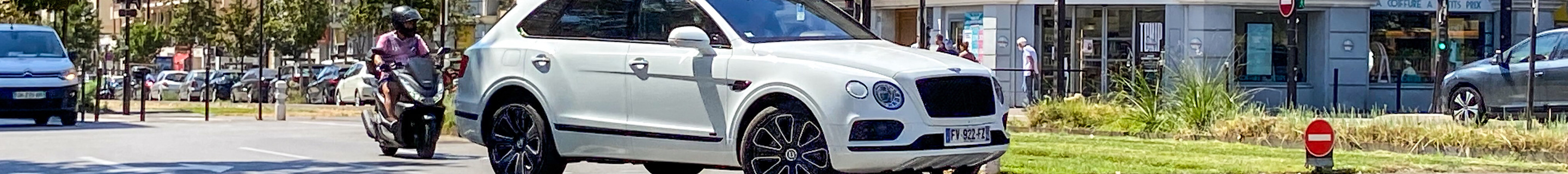 Bentley Bentayga V8 Design Series