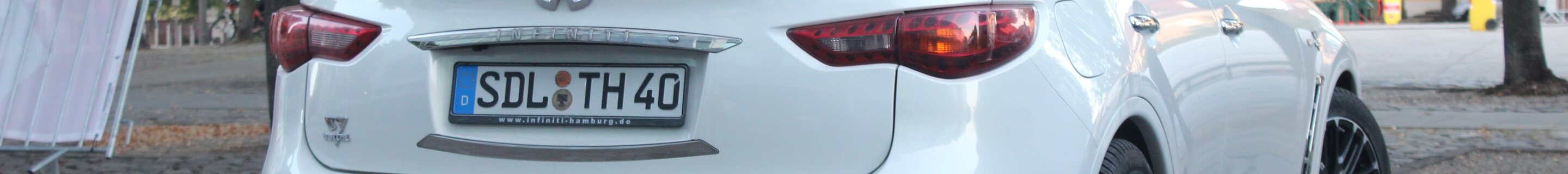 Infiniti FX Sebastian Vettel Version