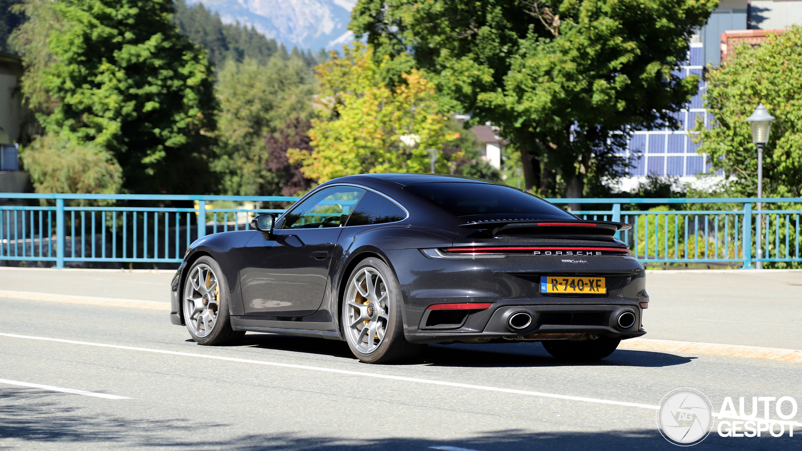 Porsche 992 Turbo MkI