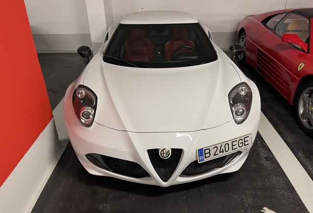 Alfa Romeo 4C Coupé