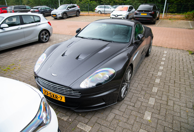 Aston Martin DBS