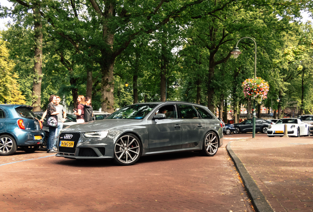 Audi RS4 Avant B8