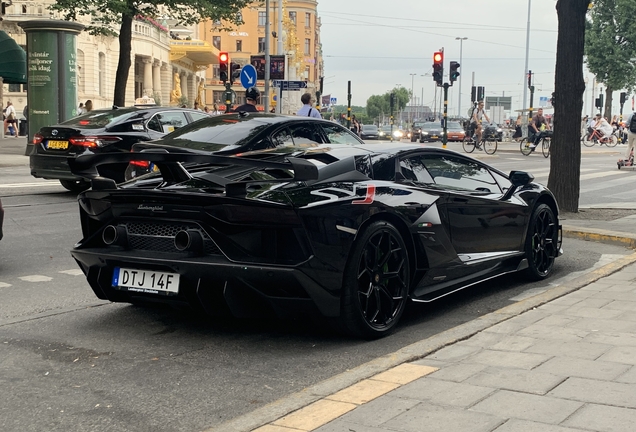 Lamborghini Aventador LP770-4 SVJ