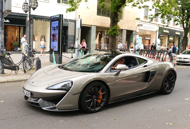 McLaren 570GT