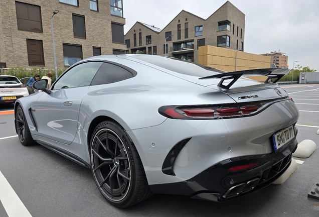Mercedes-AMG GT 63 C192