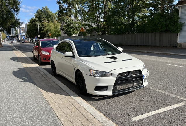 Mitsubishi Lancer Evolution X