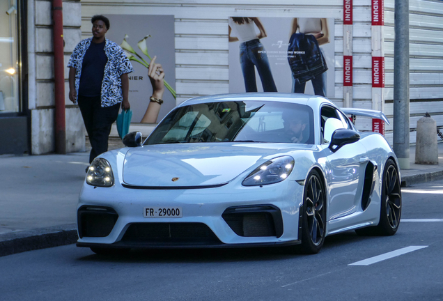 Porsche 718 Cayman GT4