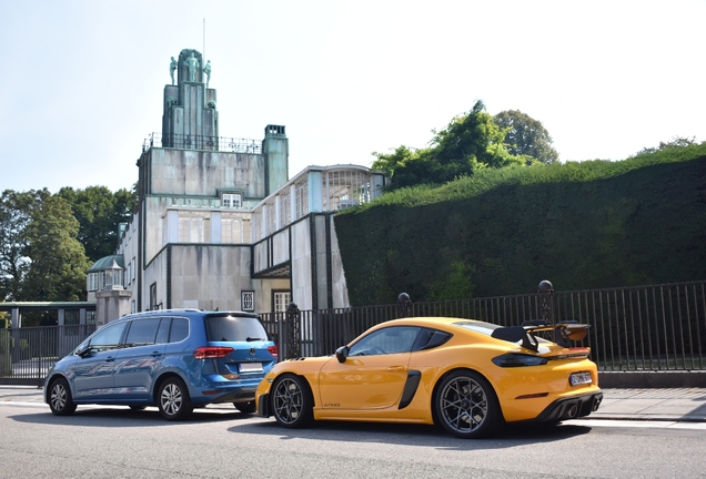 Porsche 718 Cayman GT4 RS Weissach Package