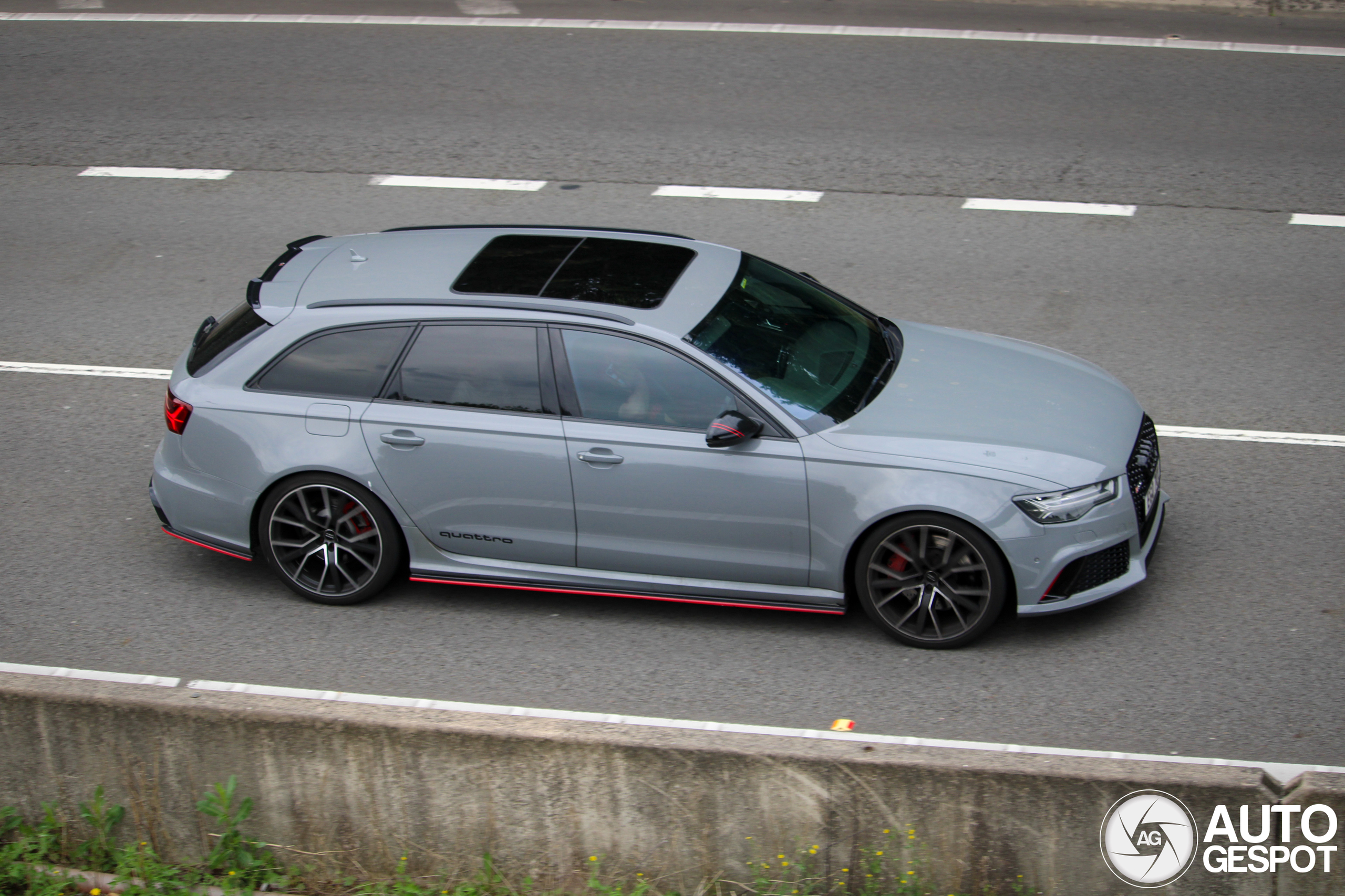 Audi RS6 Avant C7 2015