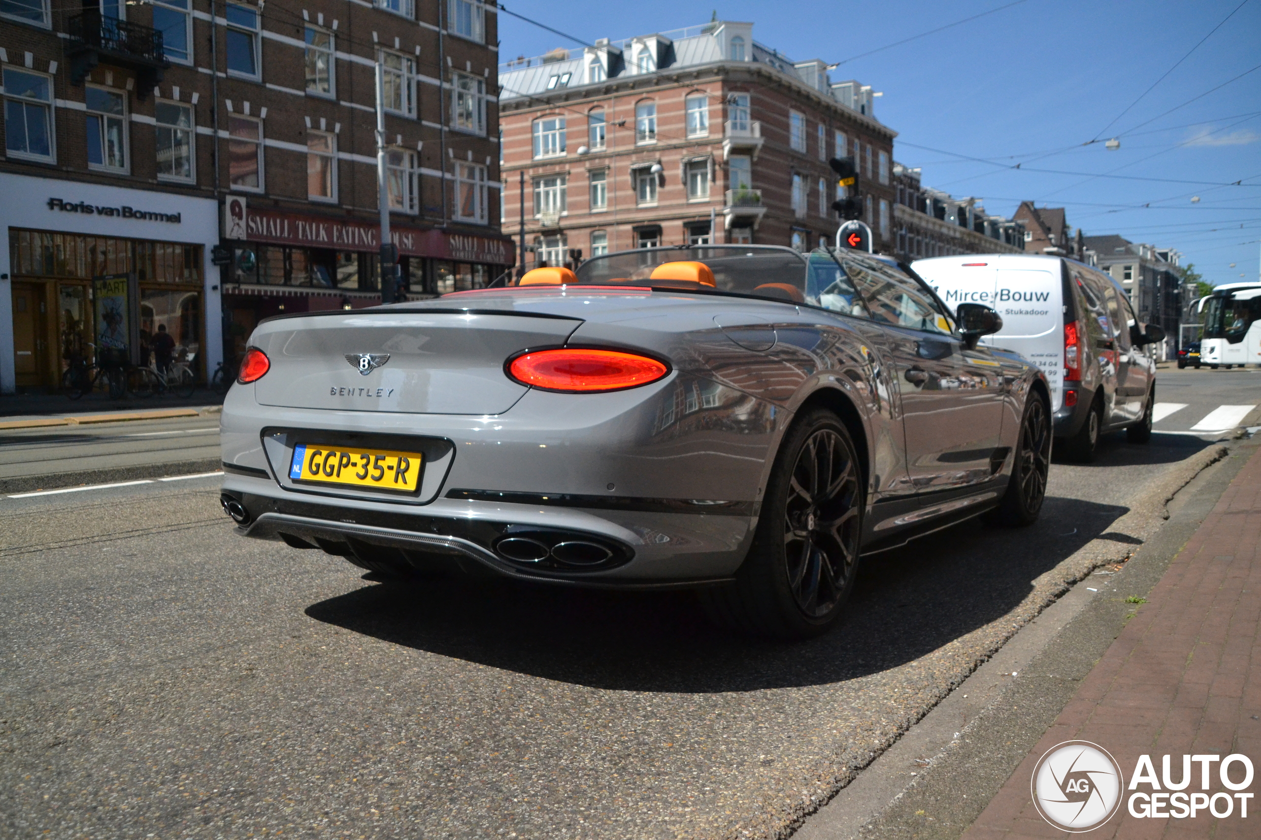 Bentley Continental GTC V8 S 2023