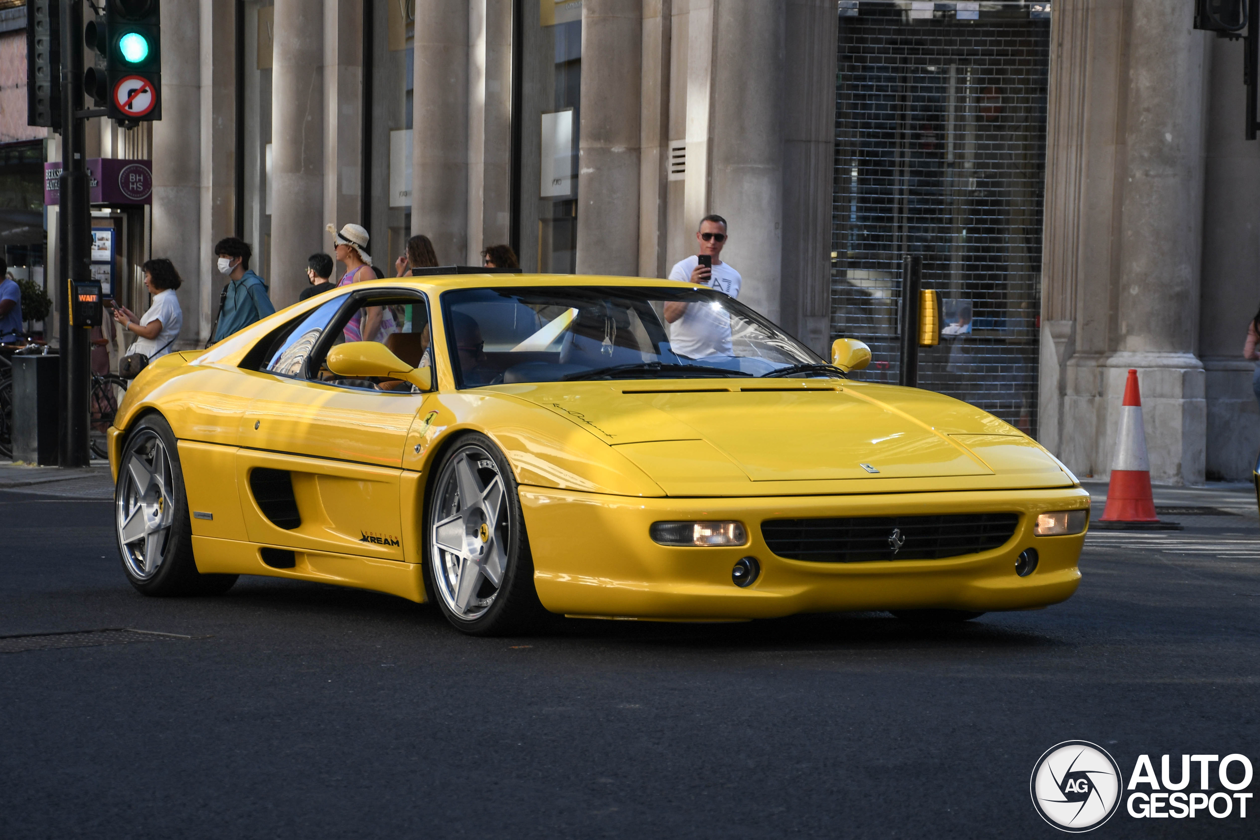 Ferrari F355 Berlinetta