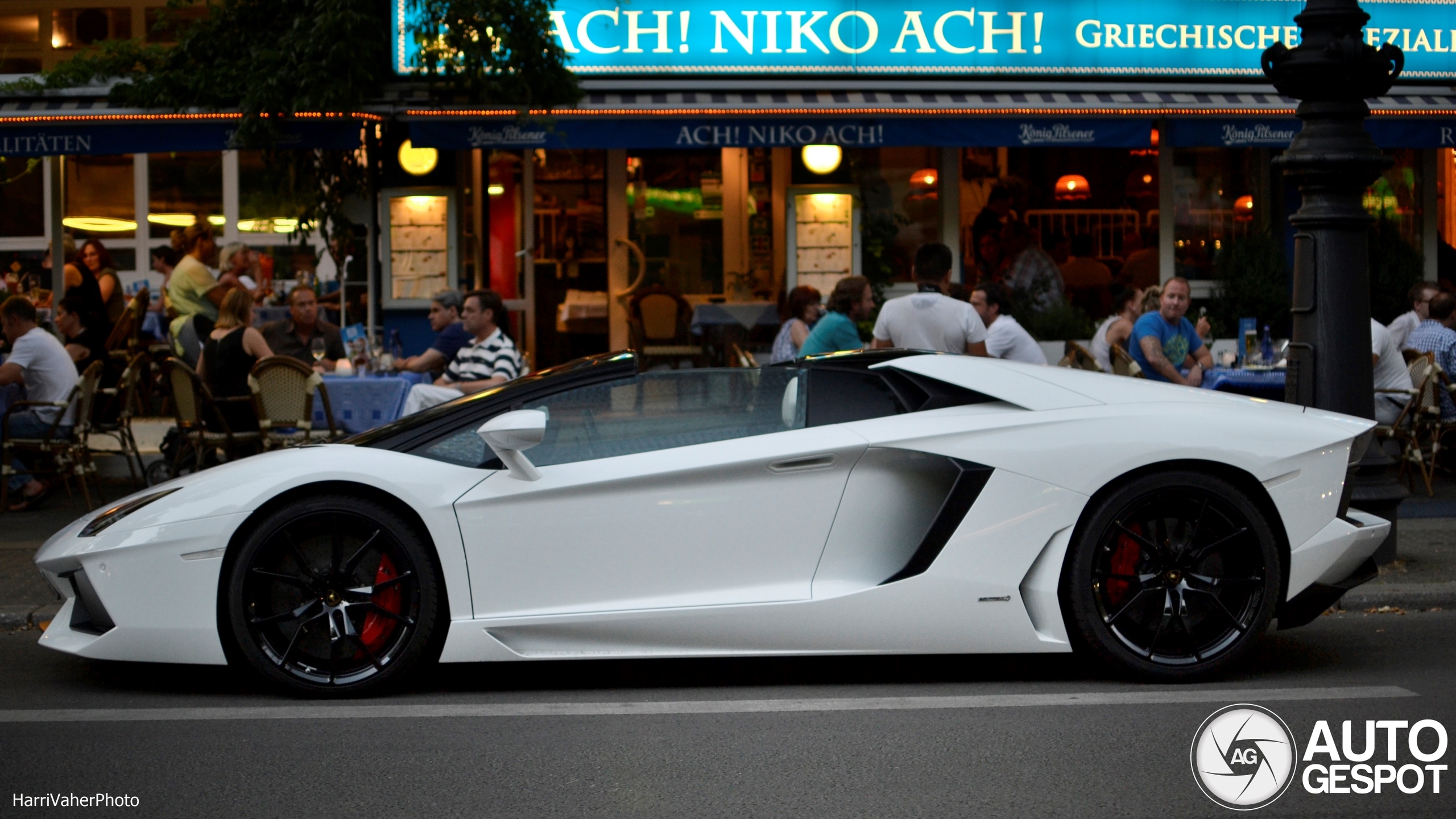 Lamborghini Aventador LP700-4 Roadster