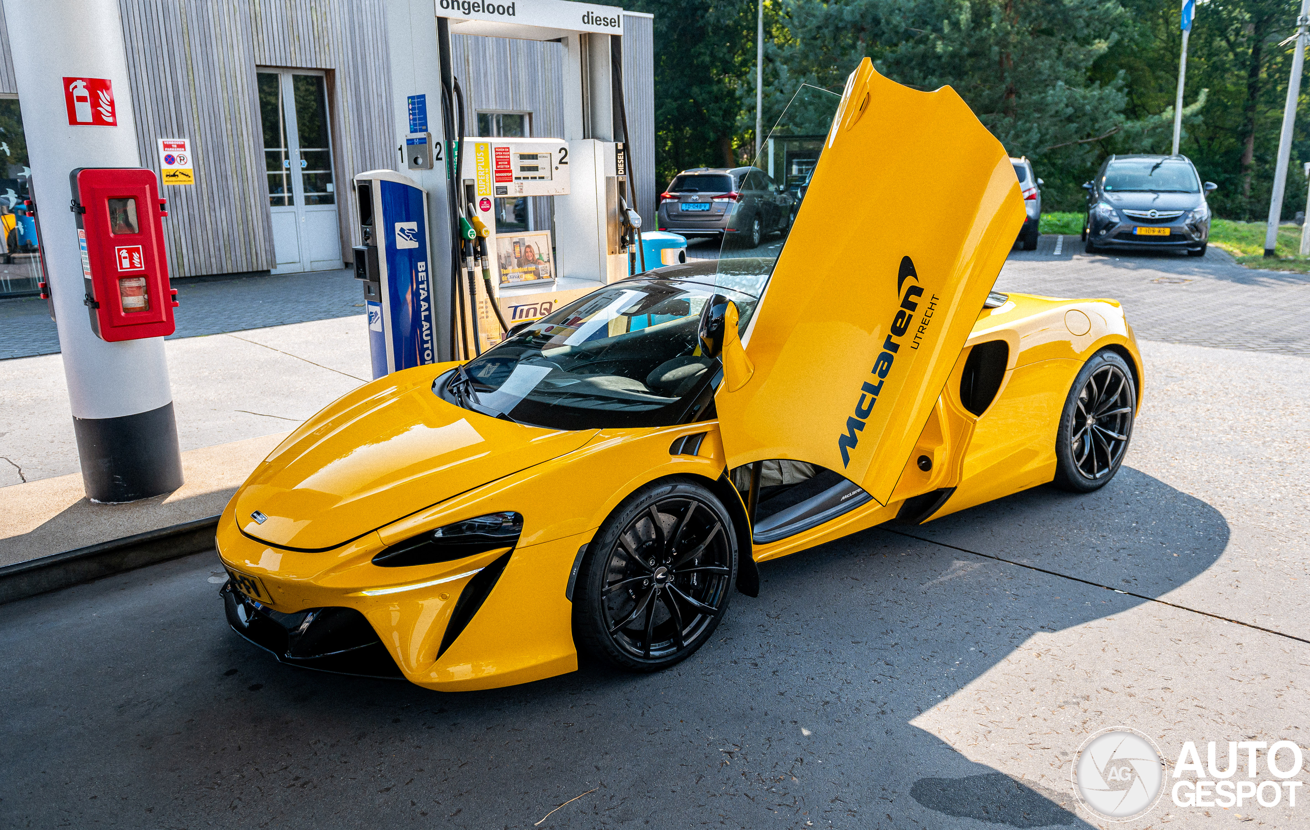 McLaren Artura