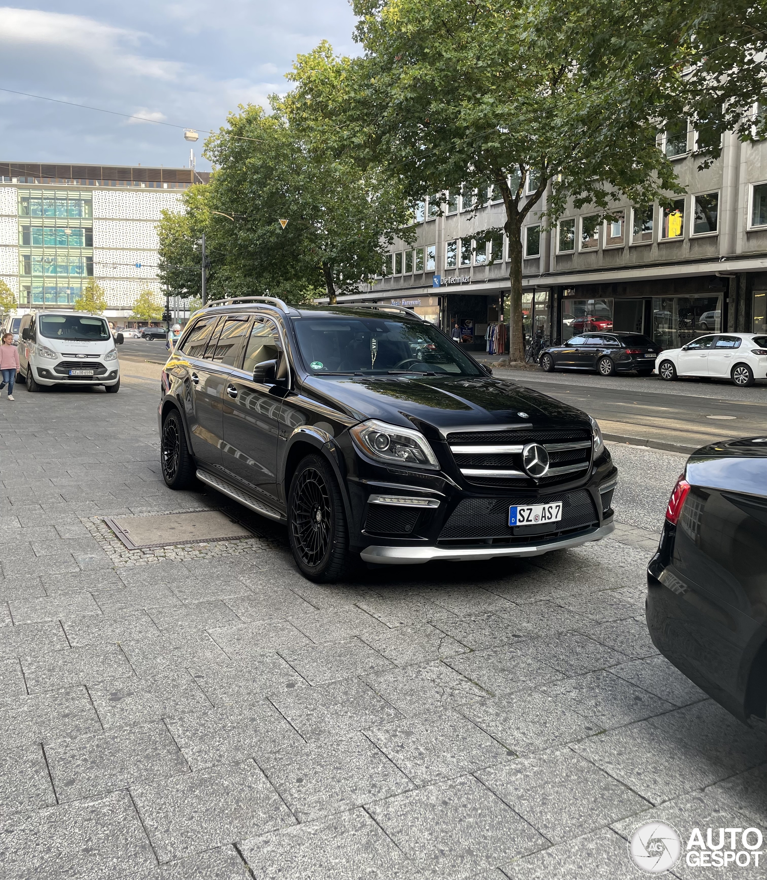 Mercedes-Benz GL 63 AMG X166