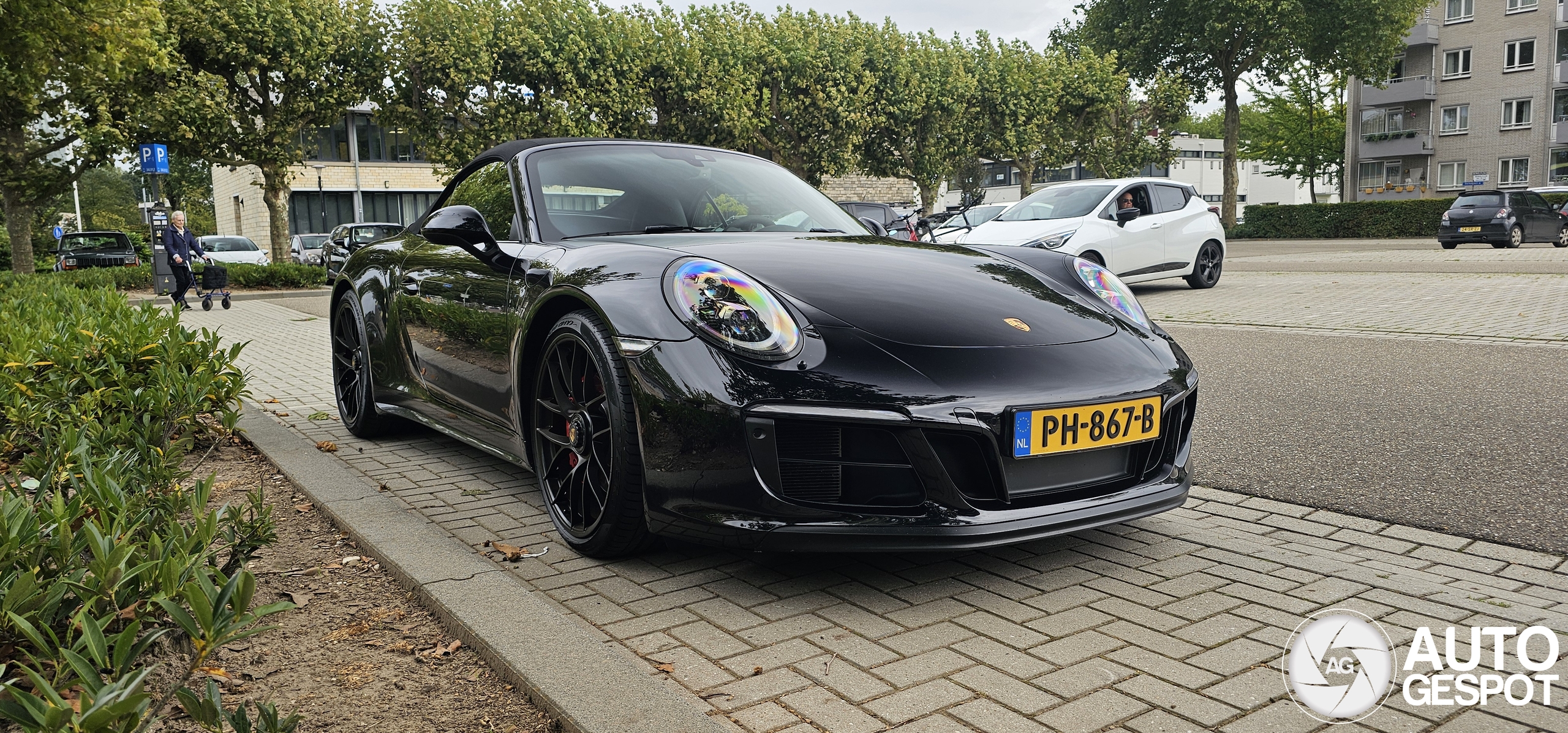 Porsche 991 Carrera 4 GTS Cabriolet MkII