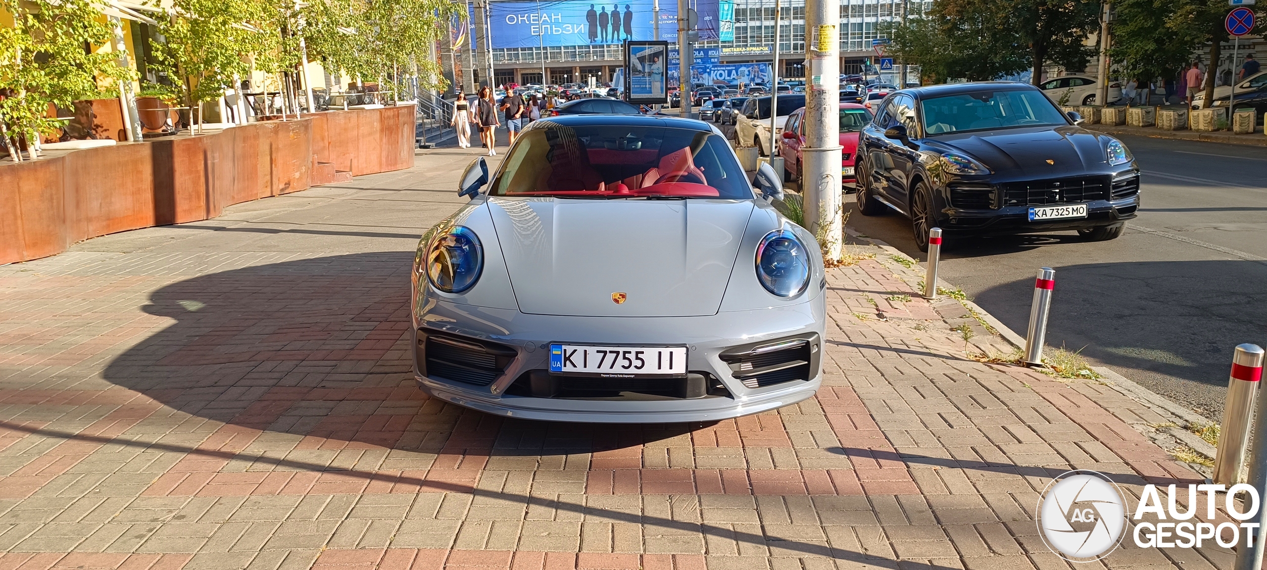 Porsche 992 Carrera 4S