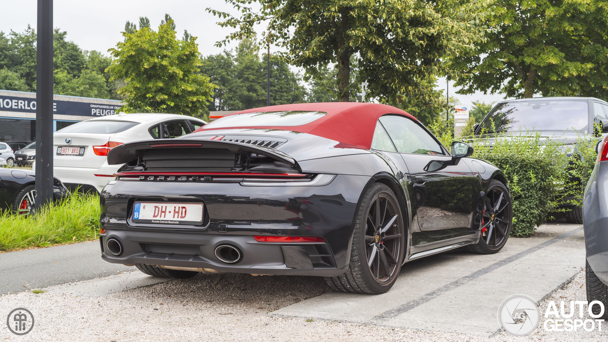 Porsche 992 Carrera 4S Cabriolet