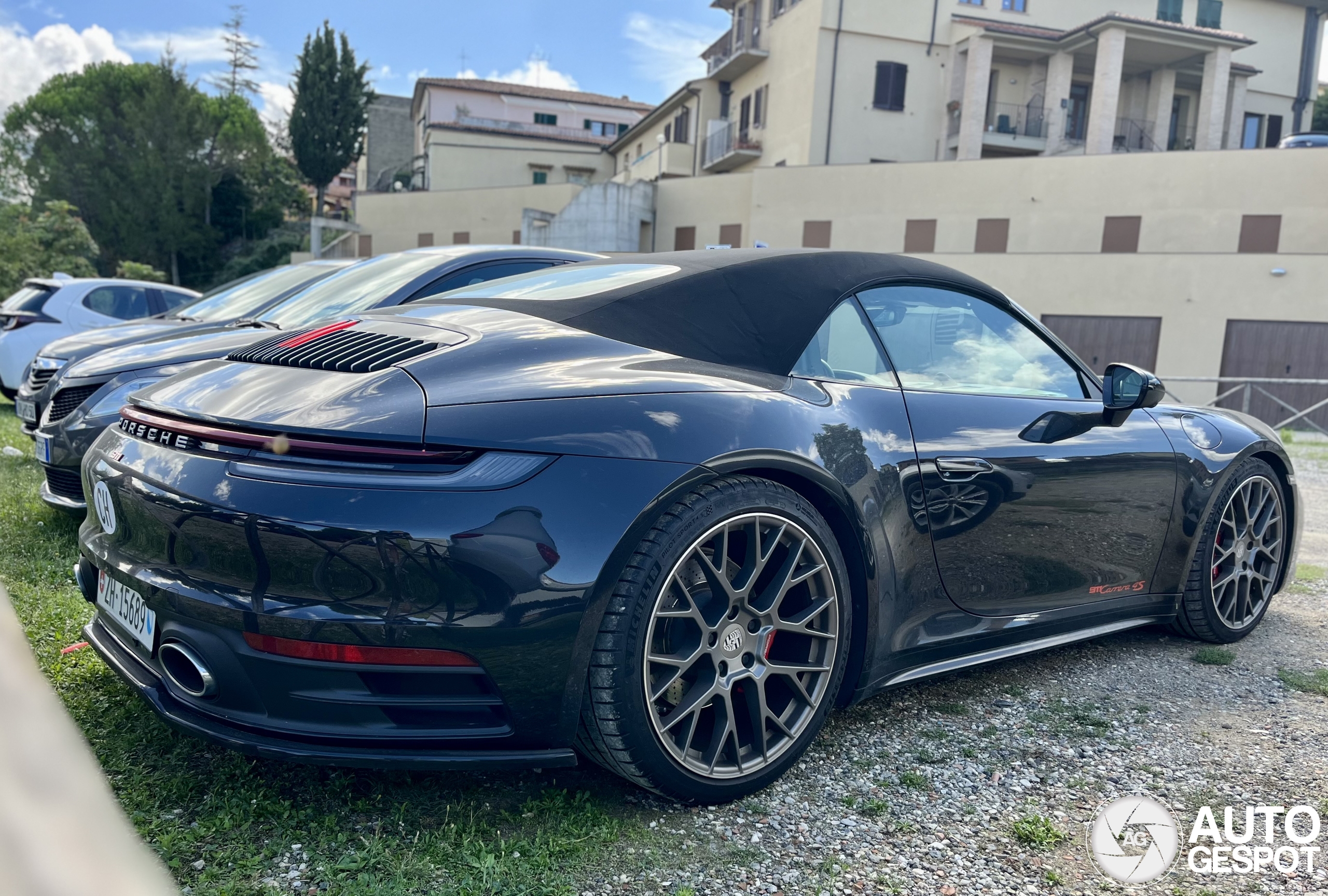 Porsche 992 Carrera 4S Cabriolet